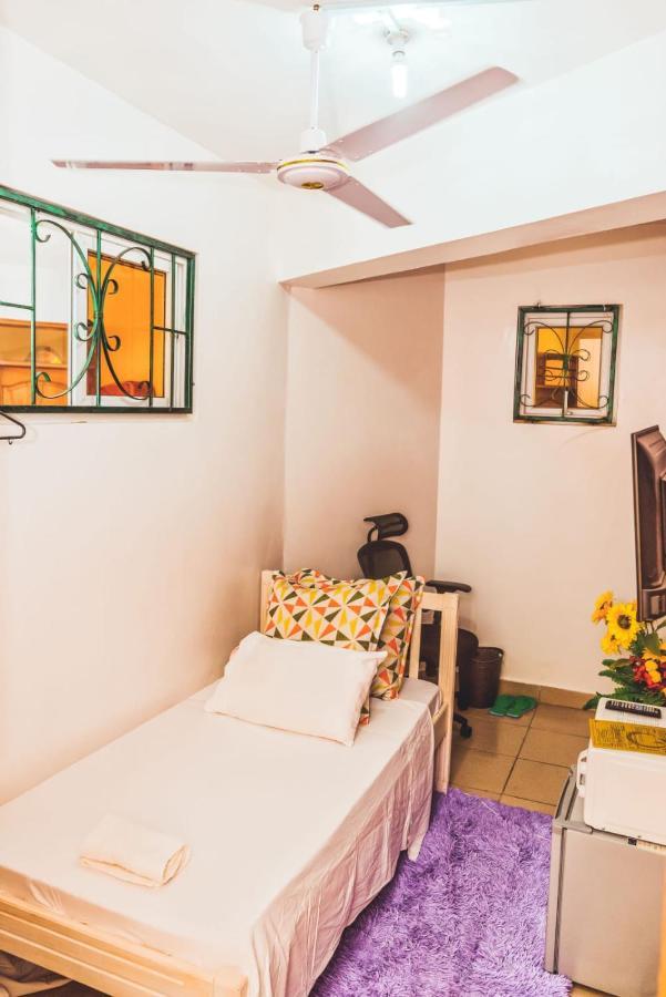 Beach Front Studio Apartment Nyali Beach ภายนอก รูปภาพ